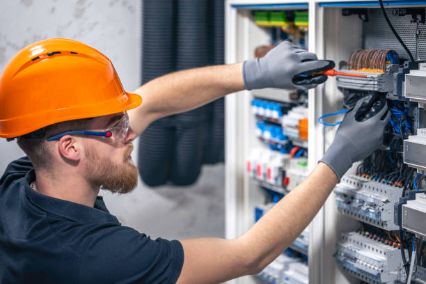 Best Emergency Electrician Near Me  in El Cerro Mission, NM